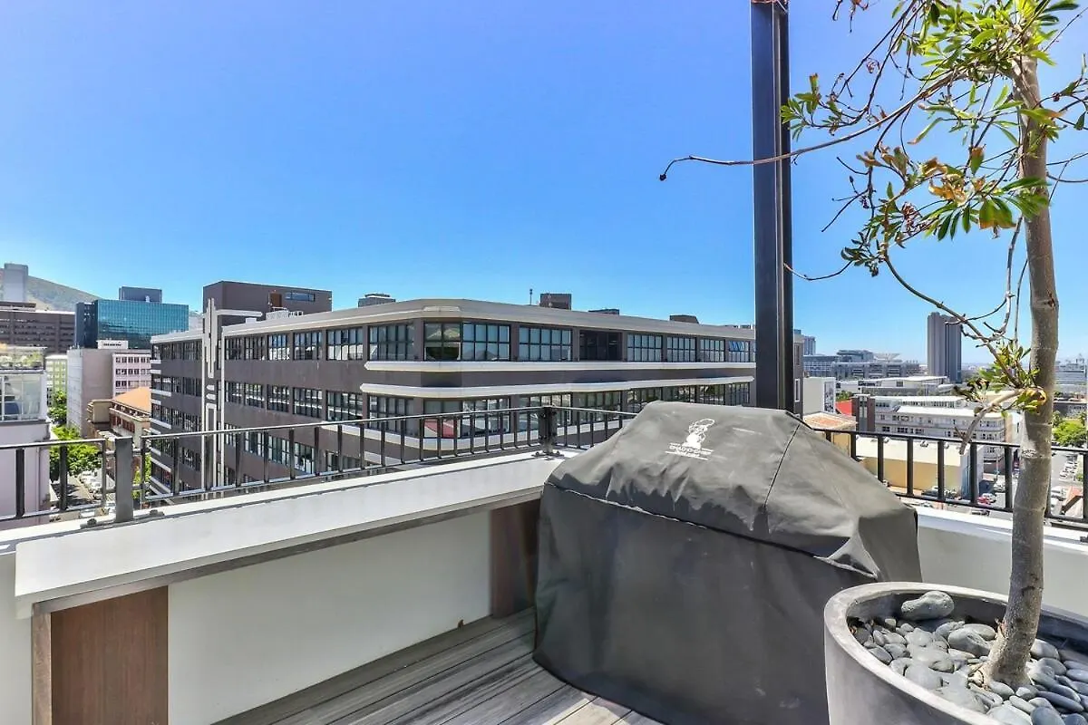 Upmarket East City Apartment W Views Cape Town